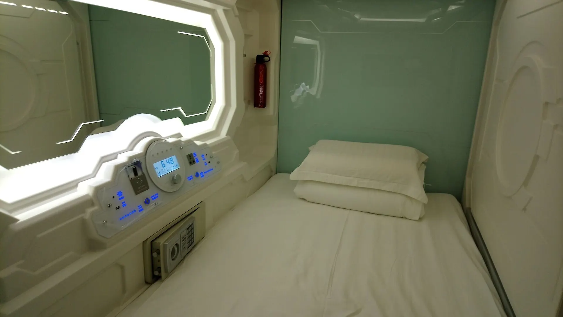 Stay With Me Capsules Hostel Malacca